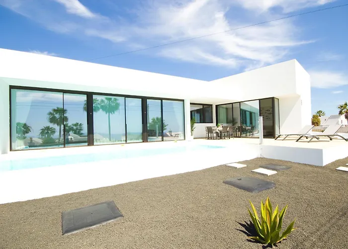 Villa Mendoza - By Az *