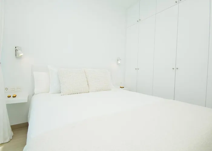 Mendoza - By Az Villa Güime